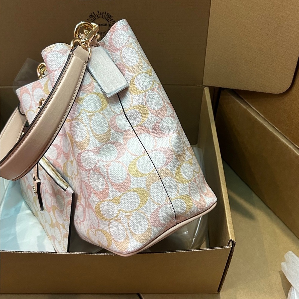 Coach Cream Pink Bucket Bag Crossbody Bag - Picture 5 of 9